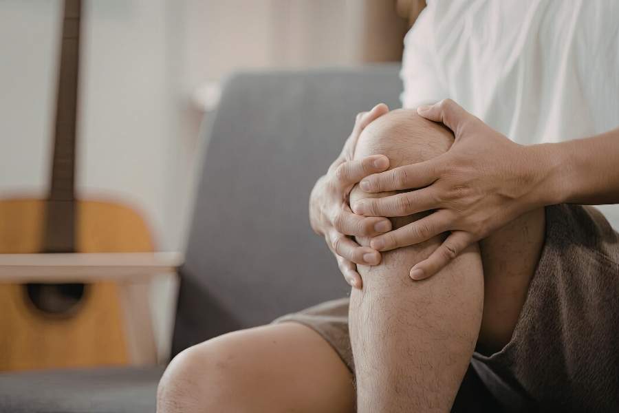 Diz Ağrısı Nedir? En Sık Görülen Nedenleri ve Tedavi Yöntemleri