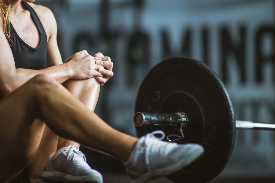 Spor Salonlarında En Çok Görülen Diz Yaralanmaları Türleri | Tunay ERDEN